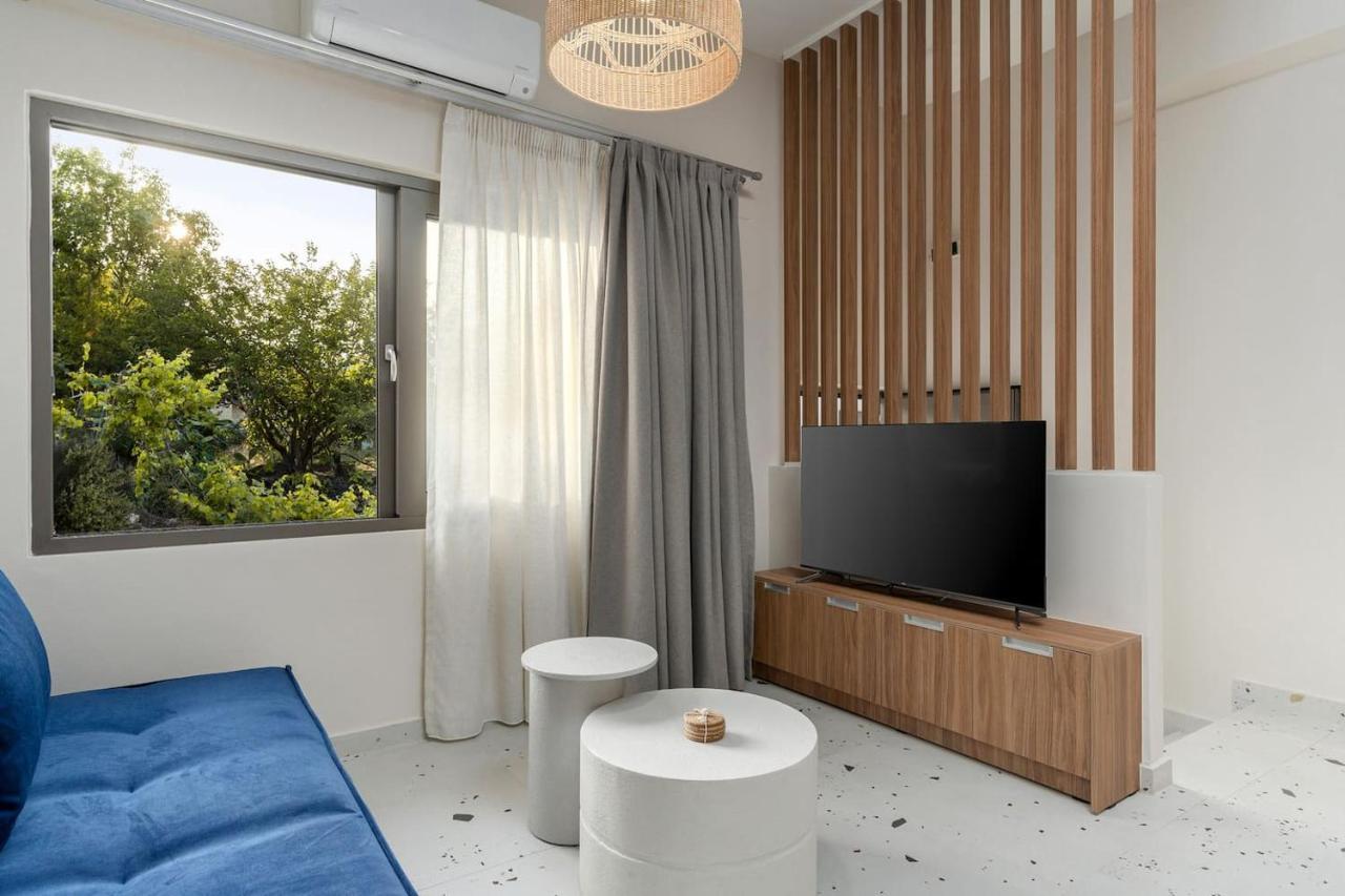 Ble Residence, Your Home Away From Home Panormos  Exterior photo